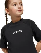 adidas Детска памучна тениска в черно с принт JC9753