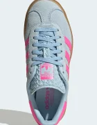 adidas Originals GAZELLE BOLD маратонки за деца от велур сини KI9837