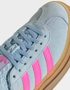 adidas Originals GAZELLE BOLD маратонки за деца от велур сини KI9837