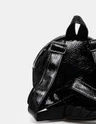 adidas Originals Раница Adicolor в черно малък размер с изчистен дизайн JD5561