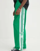 adidas Originals Спортен панталон Adibreak в зелено с апликация JP3762