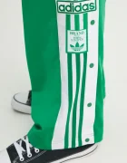 adidas Originals Спортен панталон Adibreak в зелено с апликация JP3762