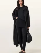 AllSaints Клин RAFFI в черно с изчистен дизайн W079TD