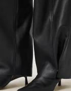 AllSaints Кожен панталон JETT в черно с широка каройка с висока талия W026TD