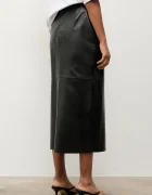 Answear.LAB пола с цепка от кожа черна изчистена шарка