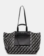 Armani Exchange Чанта