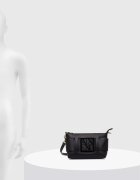 Armani Exchange Чанта в черно 942907 0A874