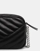 Armani Exchange Чанта в черно 949158 4R742