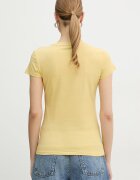 Armani Exchange Памучна тениска дамска в жълто XW002327 AF10358