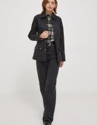 Barbour Яке Beadnell Quilt в черно преходен модел