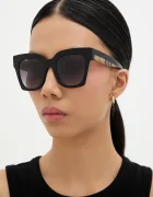 Burberry Слънчеви очила KITTY в черно 0BE4364