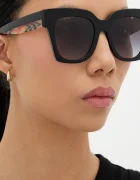 Burberry Слънчеви очила KITTY в черно 0BE4364