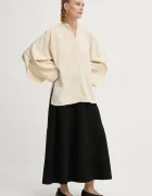 By Malene Birger Блуза в бежово с изчистен дизайн