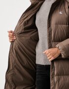 Calvin Klein Jeans пухено яке дамско кафяво LV047H502G