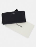 Calvin Klein портфейл RFID дамски черен LV04F1174G
