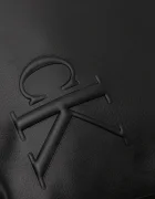 Calvin Klein Раница в черно голям размер с изчистен дизайн LV04D3246G