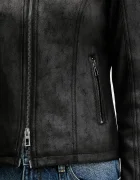 Desigual Яке BASIC в черно преходен модел 25WWEW43
