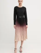 DKNY Рокля