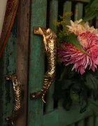 Doing Goods Дръжка за мебели James Jaguar Doorhandle в жълто