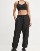 EA7 Emporio Armani Спортен панталон в черно с десен TNGLZ.6DUP29
