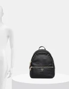 Guess Раница MANHATTAN дамска в черно малък размер с изчистен дизайн HWBG71 18330