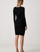 Guess рокля по тялото с вискоза MEGHAN черна W6YK33 Z0968