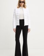 Guess Яке NEW VONA в бяло преходен модел W6RL02 WJ492