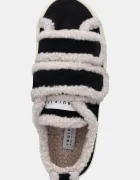 Inuikii Велурени маратонки Shearling Low Velcro в черно 1001.001.0231.000
