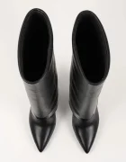 Karl Lagerfeld Кожени ботуши DEBUTANTE в черно с тънък ток KL32081