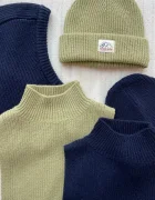 Konges Sløjd кръгъл шал за деца от вълна BASIL NECKWARMER тъмносин KS105697