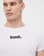 kust. Тениска