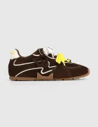 Naked Wolfe Велурени маратонки Adored в кафяво Adored Brown Suede