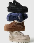 Naked Wolfe Велурени маратонки Beau в бежово Beau Ice Suede