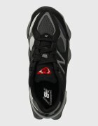 New Balance 9060 черни GC9060BK