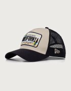 New Era шапка trucker LICENCE PLATE TRUCKER бежова 60915972