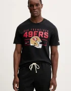 Nike Памучна тениска SS Helmet Essential Tee в черно с принт N199-00A-9B-LQC