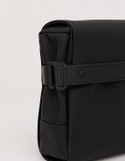 Rains Козметична чанта 16480 OTG Wash Bag W3 в черно 16480