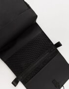 Rains Козметична чанта 16480 OTG Wash Bag W3 в черно 16480