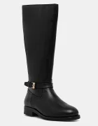Tommy Hilfiger Кожени ботуши TH BUCKLE RIDING LTHR LONG BOOT в черно с равна подметка FW0FW08873