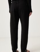 Tommy Jeans дънки mom fit дамски черни DW0DW23569
