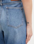 Tommy Jeans дънки mom fit дамски сини DW0DW22994