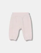 United Colors of Benetton Бебешки спортен панталон в розово с апликация 3MDSAF029