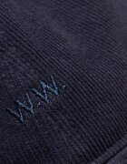 Wood Wood Джинсова шапка с козирка Low profile corduroy cap в тъмносиньо с изчистен дизайн 12130810.9016