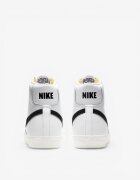 Nike Blazer Mid 77 Shoes White