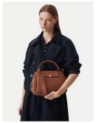 Coccinelle чанта от естествена кожа с капак и магнитно закопчаване - кафява - 0000306320659