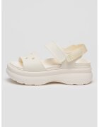Crocs Сандали Soho с равна платформа - Мръснобял