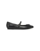 Guess Дамски балеринки 304882630 - Естествена кожа