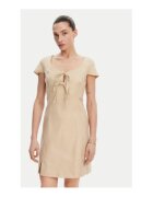 Guess Рокля от ленена смес