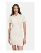 Guess Рокля от вискозна смес с поло яка