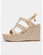 Guess Скосени сандали от еко кожа - Бежов